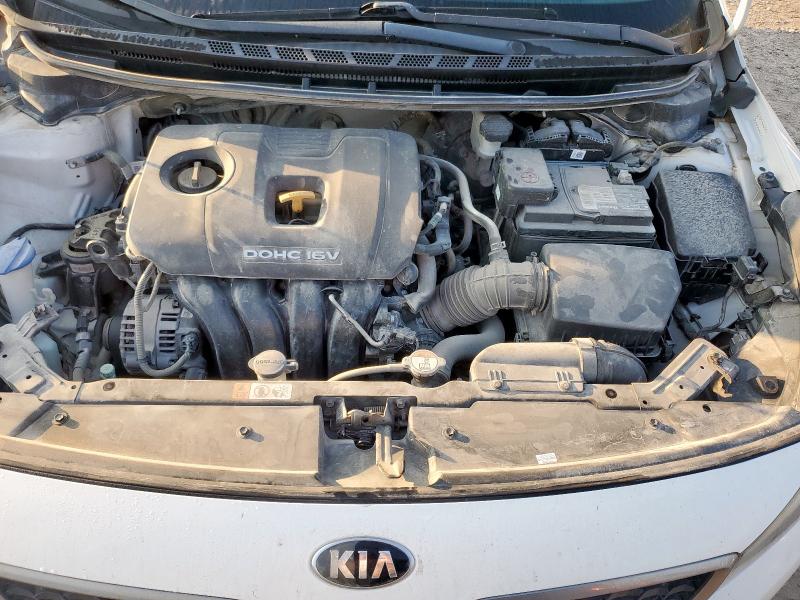 Photo 11 from auction – 2017 KIA FORTE LX with VIN 3KPFK4A71HE040159