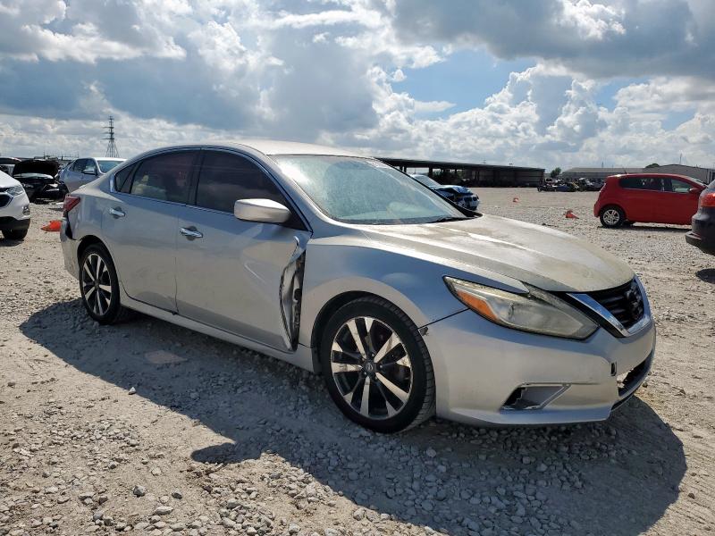 Photo 4 from auction – 2017 NISSAN ALTIMA 3.5 with VIN 1N4BL3APXHC143776