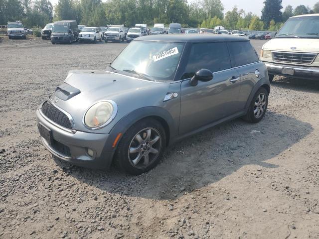 MINI COOPER S 2010 with VIN WMWMF7C50ATZ73506 - Photo from auction