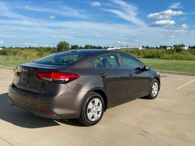 Photo 4 from auction – 2017 KIA FORTE LX with VIN 3KPFL4A78HE149439