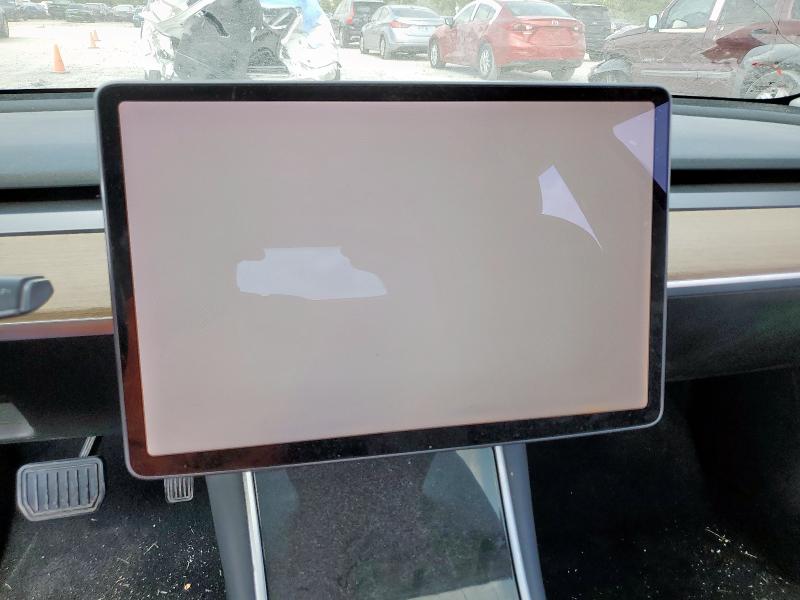 Photo 9 from auction – 2019 TESLA MODEL 3 with VIN 5YJ3E1EA1KF316808