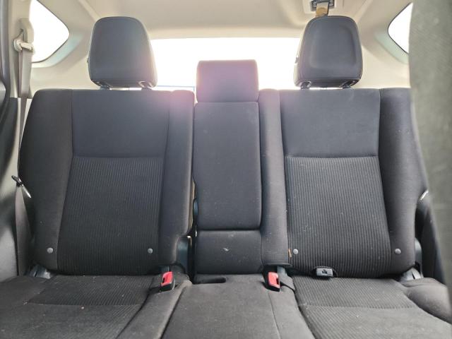 Photo 10 from auction – 2015 TOYOTA RAV4 XLE with VIN JTMRFREV2FD118390