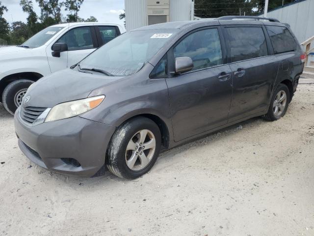 TOYOTA SIENNA LE 2013 with VIN 5TDKK3DC2DS318634 - Photo from auction