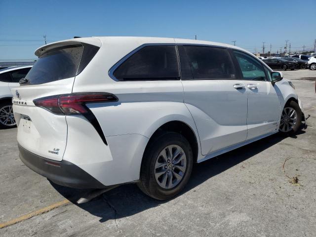 Photo 3 from auction – 2021 TOYOTA SIENNA with VIN 5TDKRKEC9MS042179
