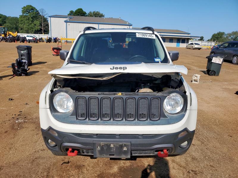 Photo 5 from auction – 2017 JEEP RENEGADE TRAILHAWK with VIN ZACCJBCB5HPE52633