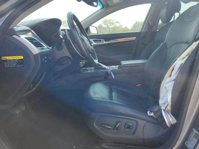 Photo 7 from auction – 2016 HYUNDAI GENESIS 3. with VIN KMHGN4JE9GU127779