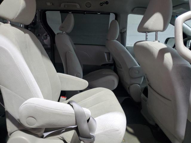 Photo 11 from auction – 2011 TOYOTA SIENNA LE with VIN 5TDJK3DC4BS022796