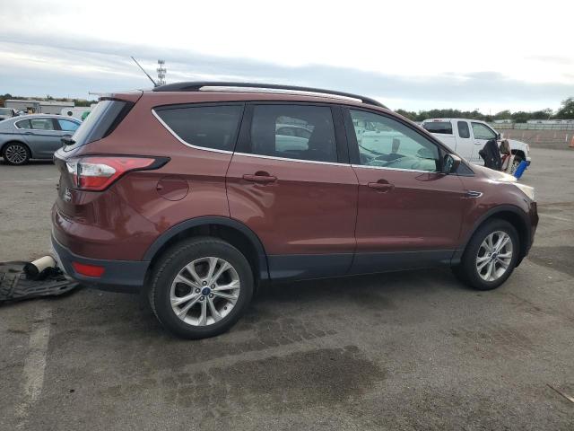 Photo 3 from auction – 2018 FORD ESCAPE SE with VIN 1FMCU9GD1JUB19387