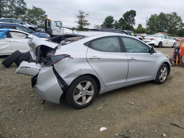 Photo 3 from auction – 2012 HYUNDAI ELANTRA GL with VIN 5NPDH4AE2CH131448