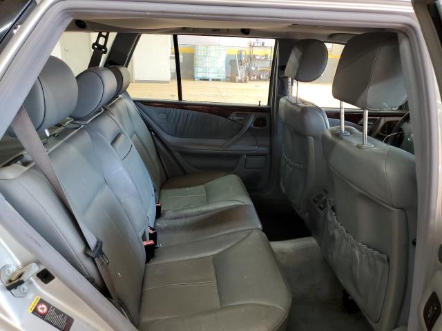 Photo 10 from auction – 2002 MERCEDES-BENZ E 320 with VIN WDBJH65J92B422100