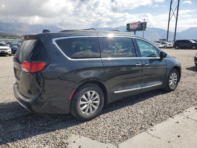 Photo 3 from auction – 2017 CHRYSLER PACIFICA T with VIN 2C4RC1BG1HR642260