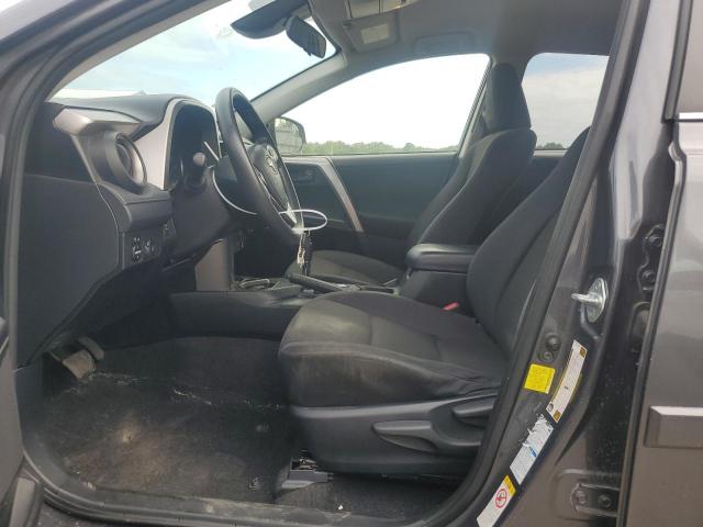 Photo 7 from auction – 2018 TOYOTA RAV4 LE with VIN JTMBFREV2JJ197796