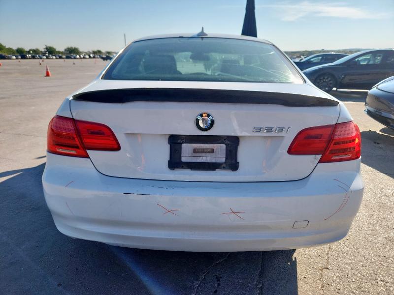 Photo 6 from auction – 2013 BMW 328 I with VIN WBAKE3C5XDE771073