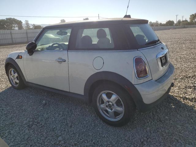 Photo 2 from auction – 2010 MIN COOPER with VIN WMWMF3C55ATZ21913
