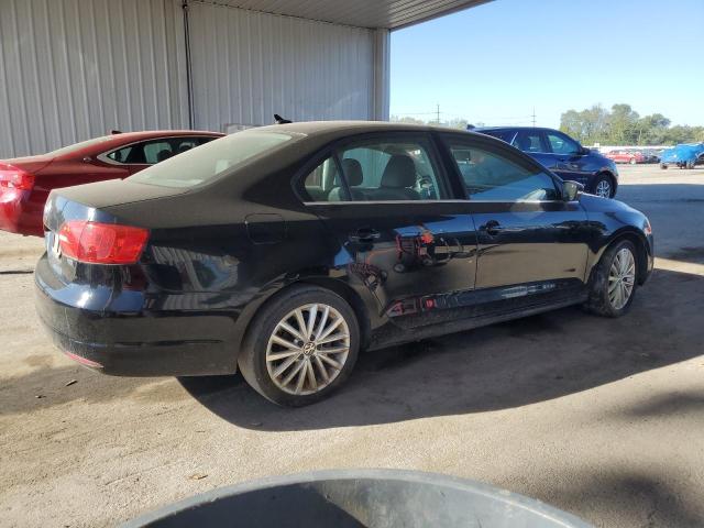 Photo 3 from auction – 2014 VOLKSWAGEN JETTA TDI with VIN 3VWLL7AJ5EM413196