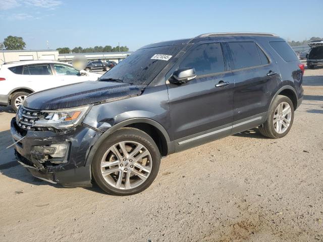 FORD EXPLORER XLT 2017 with VIN 1FM5K8D87HGD32904 - Photo from auction