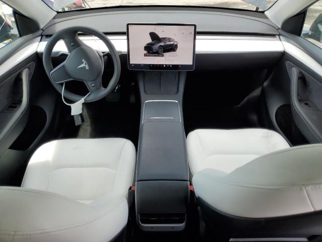 Zdjęcie 8 z aukcji – 2025 TESLA MODEL Y z VIN 7SAYGAEE7SF305480