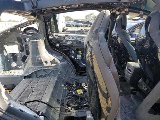 Photo 11 from auction – 2016 TESLA MODEL X with VIN 5YJXCBE2XGF028282