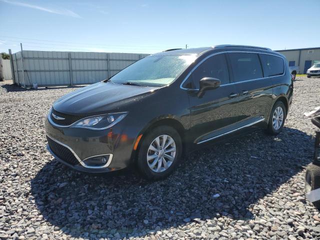 CHRYSLER PACIFICA T 2018 with VIN 2C4RC1BG4JR322937 - Photo from auction