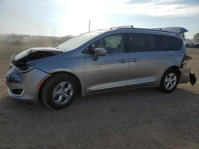 CHRYSLER PACIFICA T 2017 with VIN 2C4RC1EG2HR560338 - Photo from auction