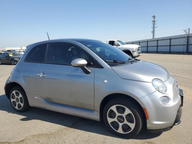 Photo 4 from auction – 2015 FIAT 500 ELECTR with VIN 3C3CFFGE6FT732617