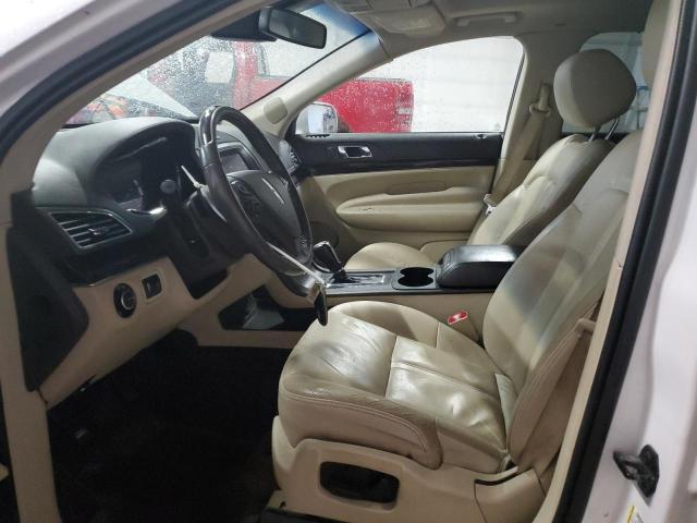 Photo 7 from auction – 2018 LINCOLN MKT with VIN 2LMHJ5ATXJBL01641