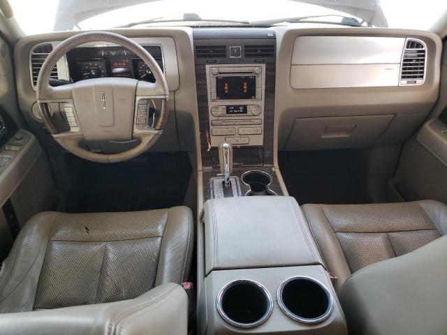 Photo 8 from auction – 2010 LINCOLN NAVIGATOR with VIN 5LMJJ3J5XAEJ03744