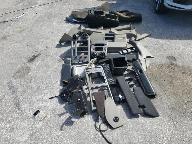 Photo 13 from auction – 2003 HUMMER H2 with VIN 5GRGN23U73H138701