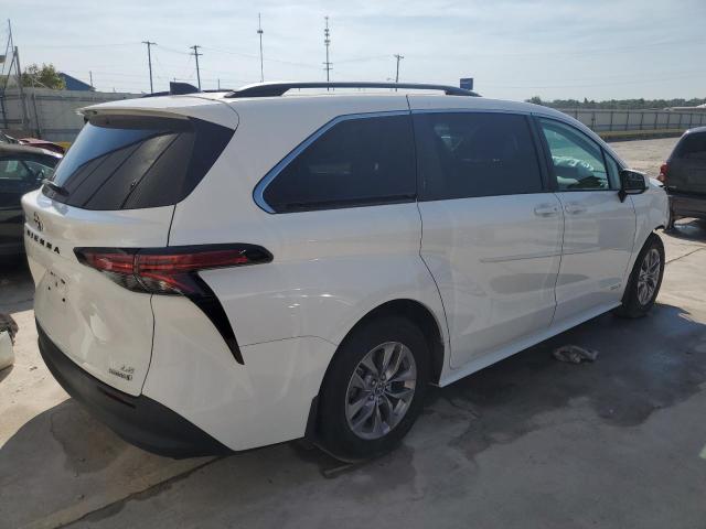 Photo 3 from auction – 2021 TOYOTA SIENNA LE with VIN 5TDBSKFC1MS014170