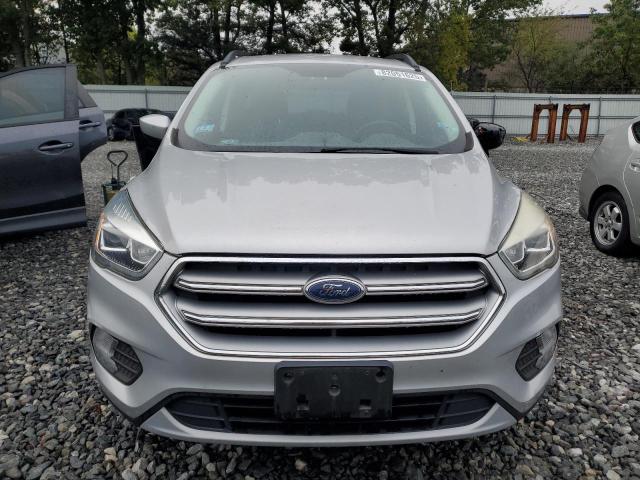 Photo 5 from auction – 2017 FORD ESCAPE SE with VIN 1FMCU9GD6HUE82438