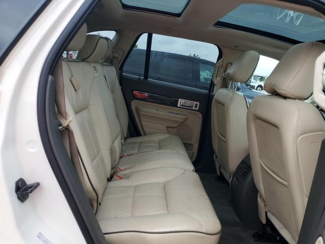 Photo 11 from auction – 2008 LINCOLN MKX with VIN 2LMDU88C78BJ04630