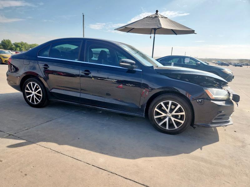 Photo 4 from auction – 2017 VOLKSWAGEN JETTA SE with VIN 3VWDB7AJ6HM401988