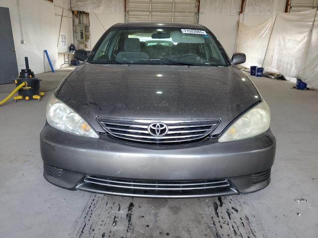Photo 5 from auction – 2005 TOYOTA CAMRY LE with VIN 4T1BE32K05U555603