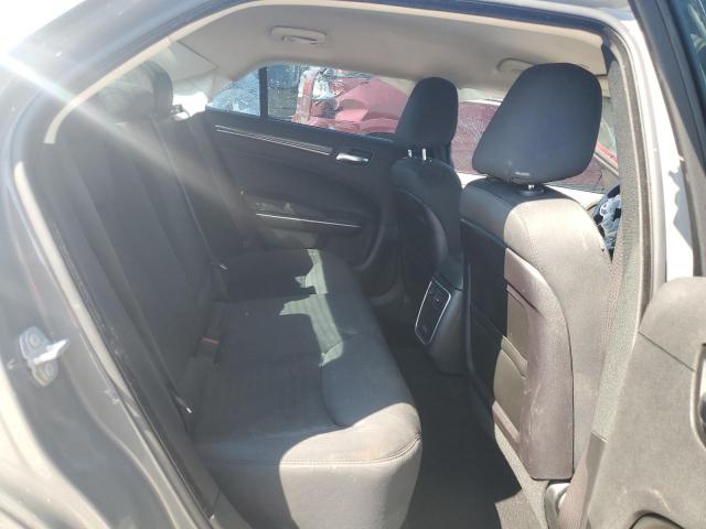 Photo 10 from auction – 2019 CHRYSLER 300 TOURIN with VIN 2C3CCARGXKH691082