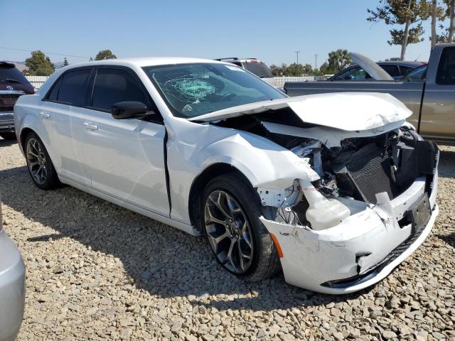Photo 4 from auction – 2018 CHRYSLER 300 TOURING with VIN 2C3CCAAG4JH340453