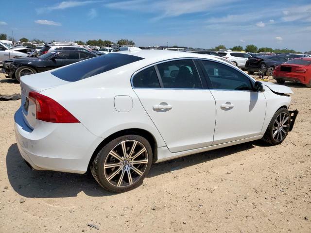 Photo 3 from auction – 2015 VOLVO S60 PLATIN with VIN YV140MFM9F1363655