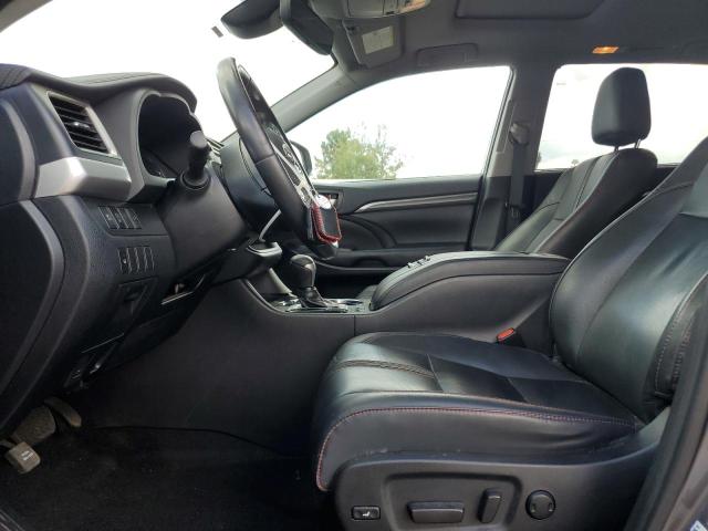 Photo 7 from auction – 2019 TOYOTA HIGHLANDER with VIN 5TDKZRFH3KS574527