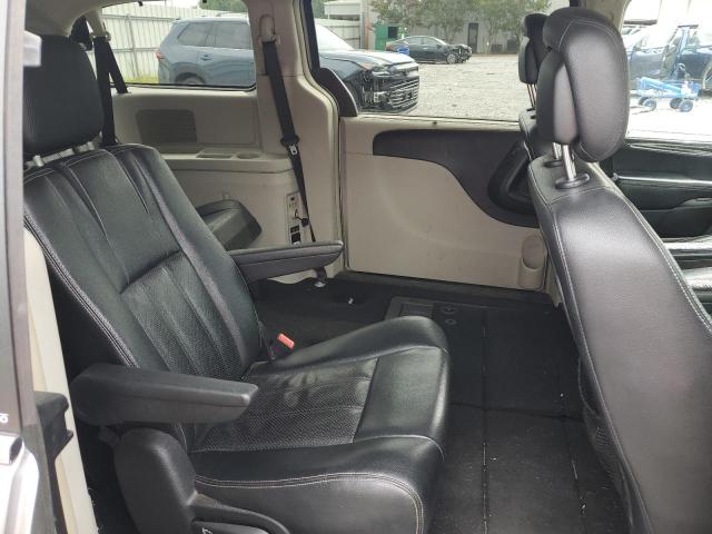 Photo 11 from auction – 2014 CHRYSLER TOWN & COU with VIN 2C4RC1CG7ER184394