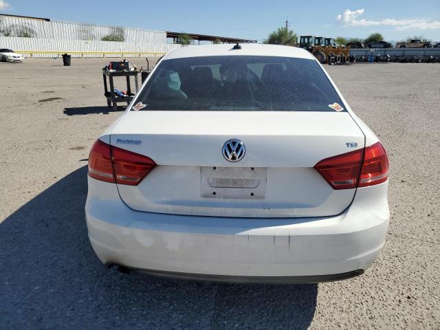 Photo 6 from auction – 2014 VOLKSWAGEN PASSAT S with VIN 1VWAT7A37EC112696