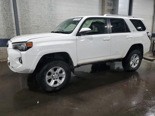 TOYOTA 4RUNNER SR 2018 with VIN JTEBU5JR4J5538840 - Photo from auction
