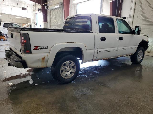 Photo 3 from auction – 2004 GMC 1500 with VIN 2GTEK13T841379755