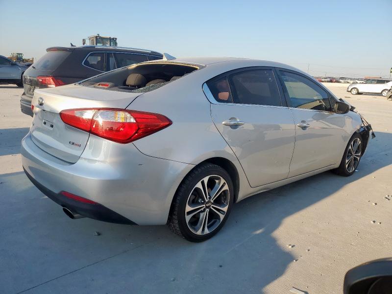 Photo 3 from auction – 2016 KIA FORTE EX with VIN KNAFX4A84G5475212