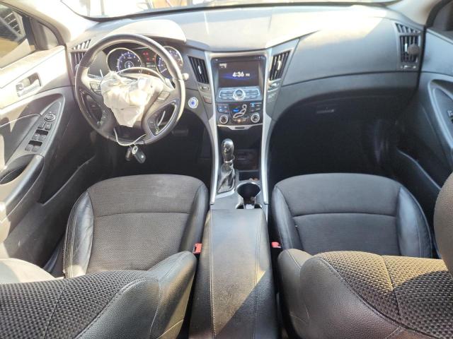 Photo 8 from auction – 2012 HYUNDAI SONATA SE with VIN 5NPEC4AB5CH391898
