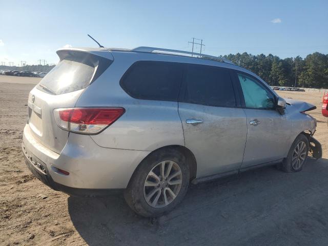 Photo 3 from auction – 2016 NISSAN PATHFINDER with VIN 5N1AR2MN2GC654126