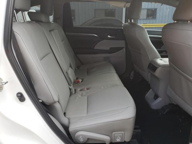 Photo 11 from auction – 2019 TOYOTA HIGHLANDER with VIN 5TDDZRFHXKS942047