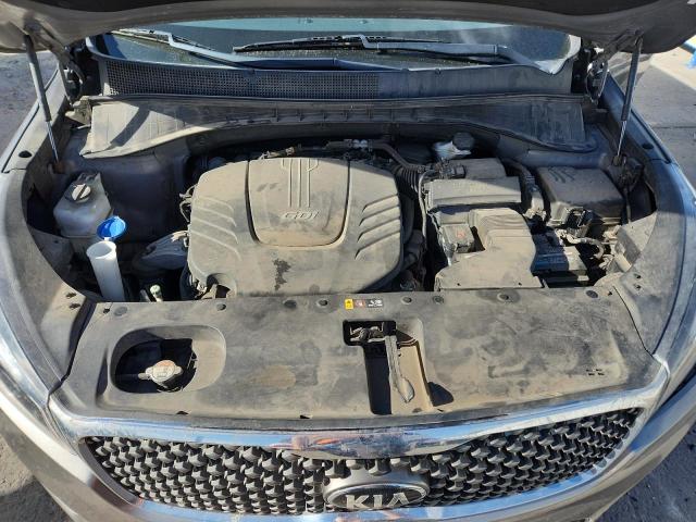Photo 12 from auction – 2017 KIA SORENTO LX with VIN 5XYPKDA58HG202004