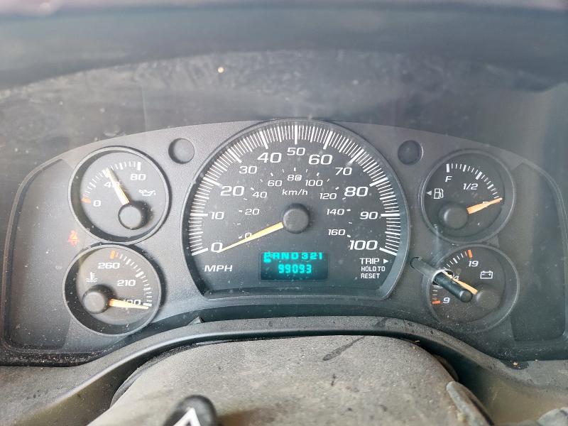 Photo 9 from auction – 2004 CHEVROLET EXPRESS G1 with VIN 1GBFG15T841220201