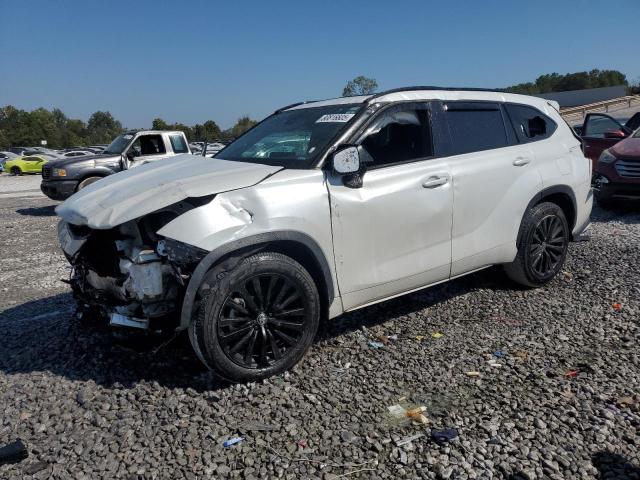 TOYOTA HIGHLANDER 2023 with VIN 5TDKDRAH8PS024656 - Photo from auction