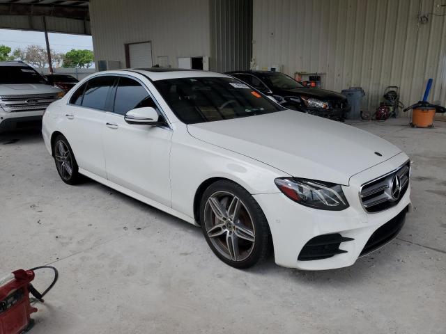Photo 4 from auction – 2018 MERCEDES-BENZ E 300 with VIN WDDZF4JB2JA432555