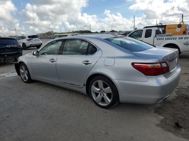 Photo 2 from auction – 2010 LEXUS LS 460L with VIN JTHGL5EF0A5038105